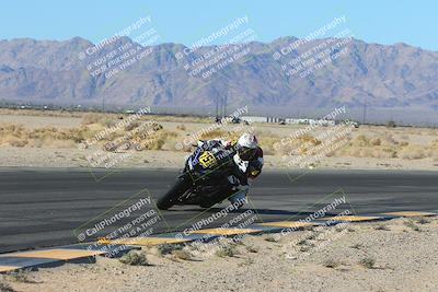 media/Jan-10-2025-CVMA Friday Practice (Fri) [[489e0da257]]/Group 4 and Trackday/Session 2 (Turn 4 Inside)/